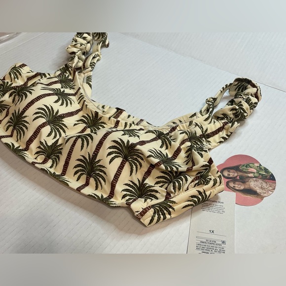 Womens Aguabendita Bikini Top Cream and Olive with Palm Trees - Picture 2 of 6